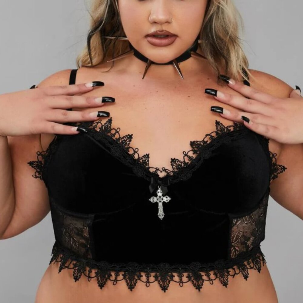Widow x Dollskill: Wicked Dark Morphine Eyes Velvet Bra [2X WOMEN'S]
